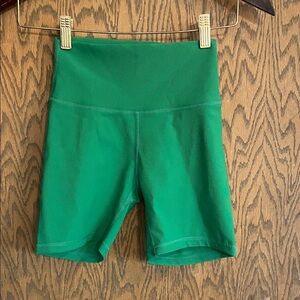 Vibrant Green Women's Wilco Bike Shorts